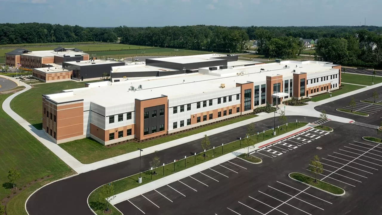 Photo 4 of Eversole Run Middle School