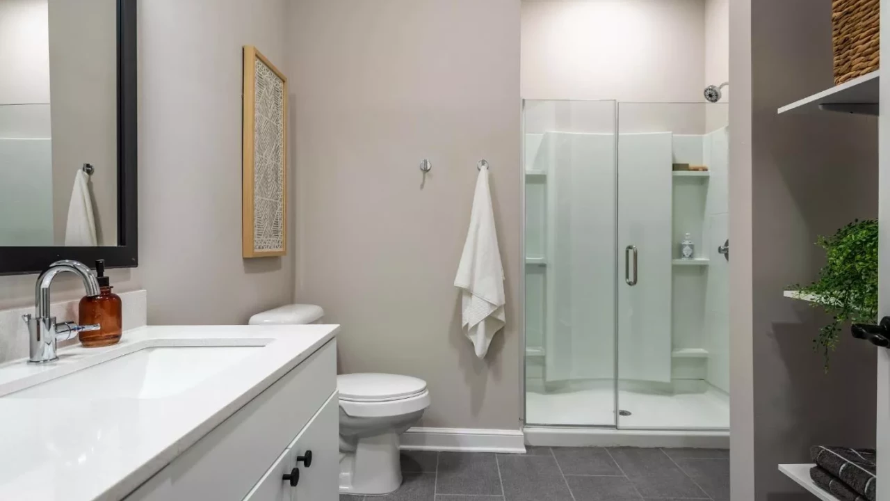 Photo 5 of Southern Station