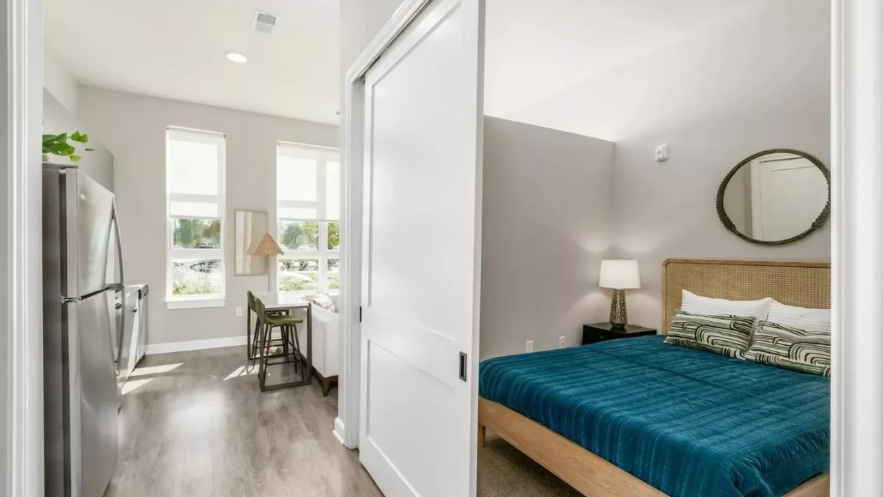 Photo 7 of Southern Station