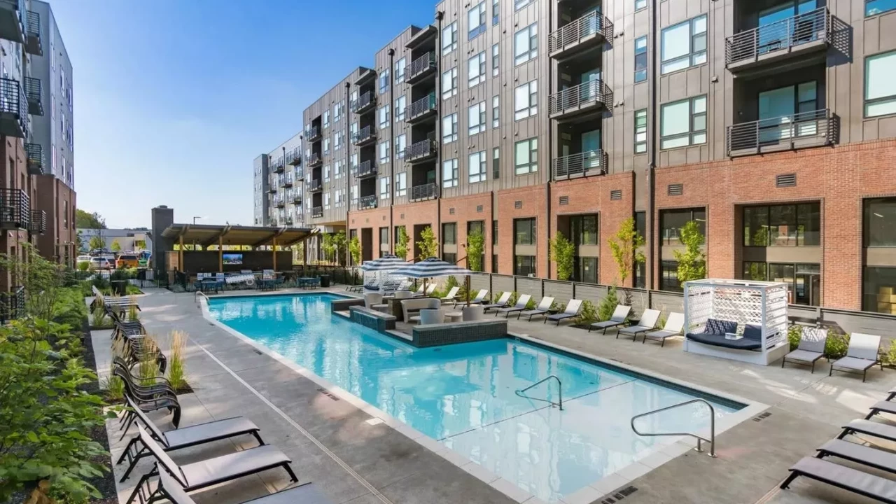 Photo 9 of Southern Station